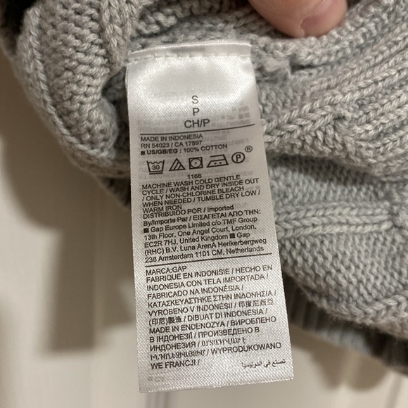 GAP Crewneck Crop Cable Knit Sweater Gray Size Small - Picture 4 of 4